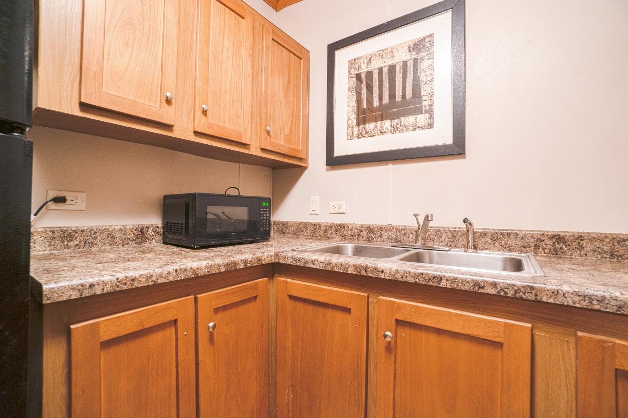 Grand Eagle Ford Lodge & Rv Park Tilden Extérieur photo